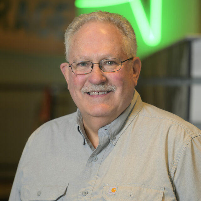 Jim Locey3 IG 86644