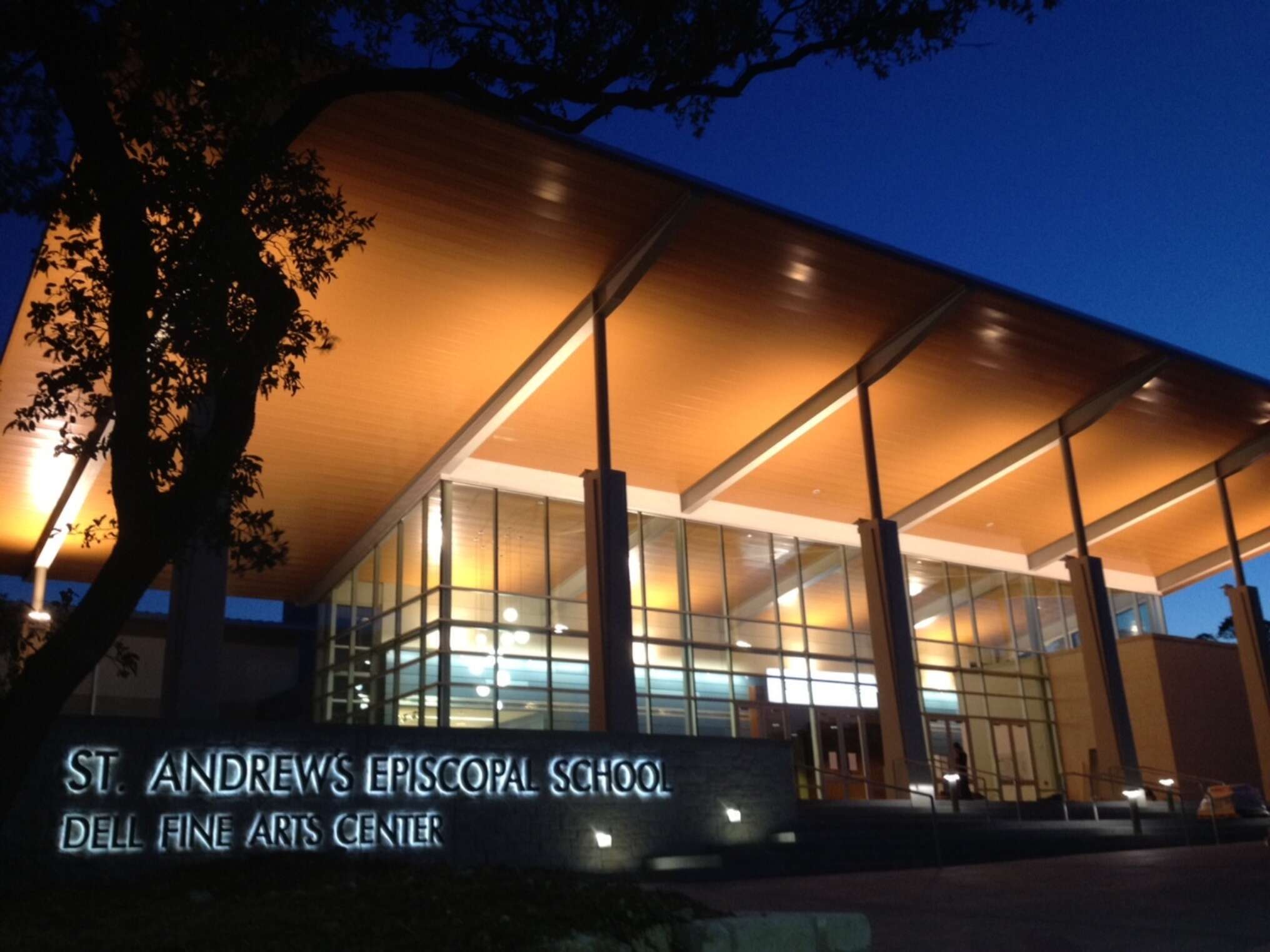 St. Andrew’s Upper School_Performing Arts Center s