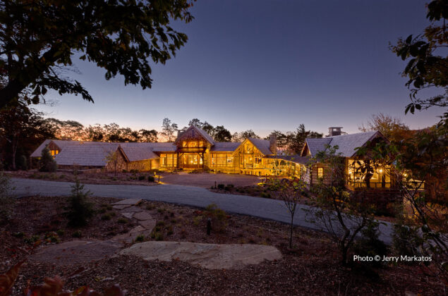 Haraka Haraka Residence_04 2791 Dawn Platt M Photo w credit 1