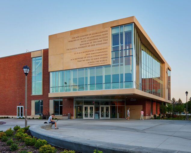 Gonzaga Hemmingson Center_DSC8521 small