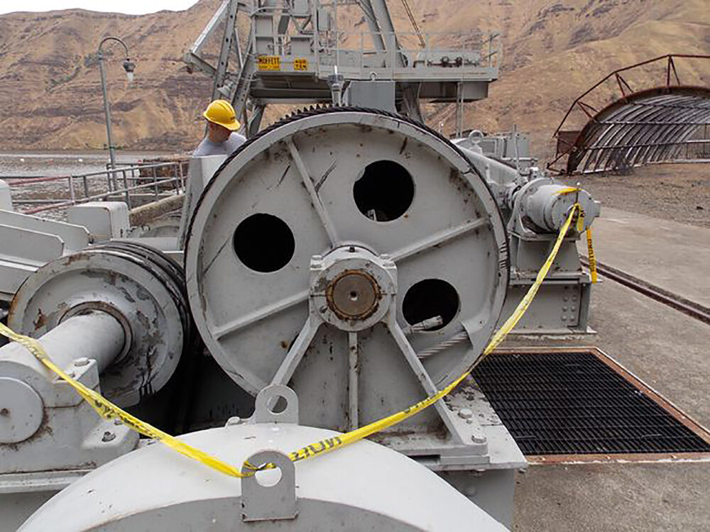 Brownlee Hydroelectric Dam Headgate Drums_Brownlee20 Hydro20 Dam 1