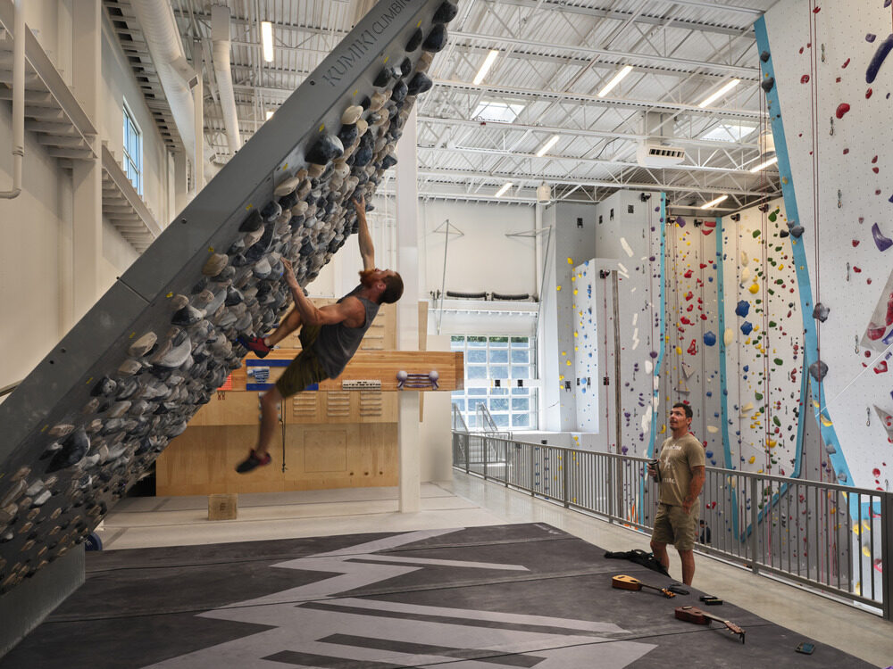 Edgeworks Climbing Gym Crossroads Mall OK 5