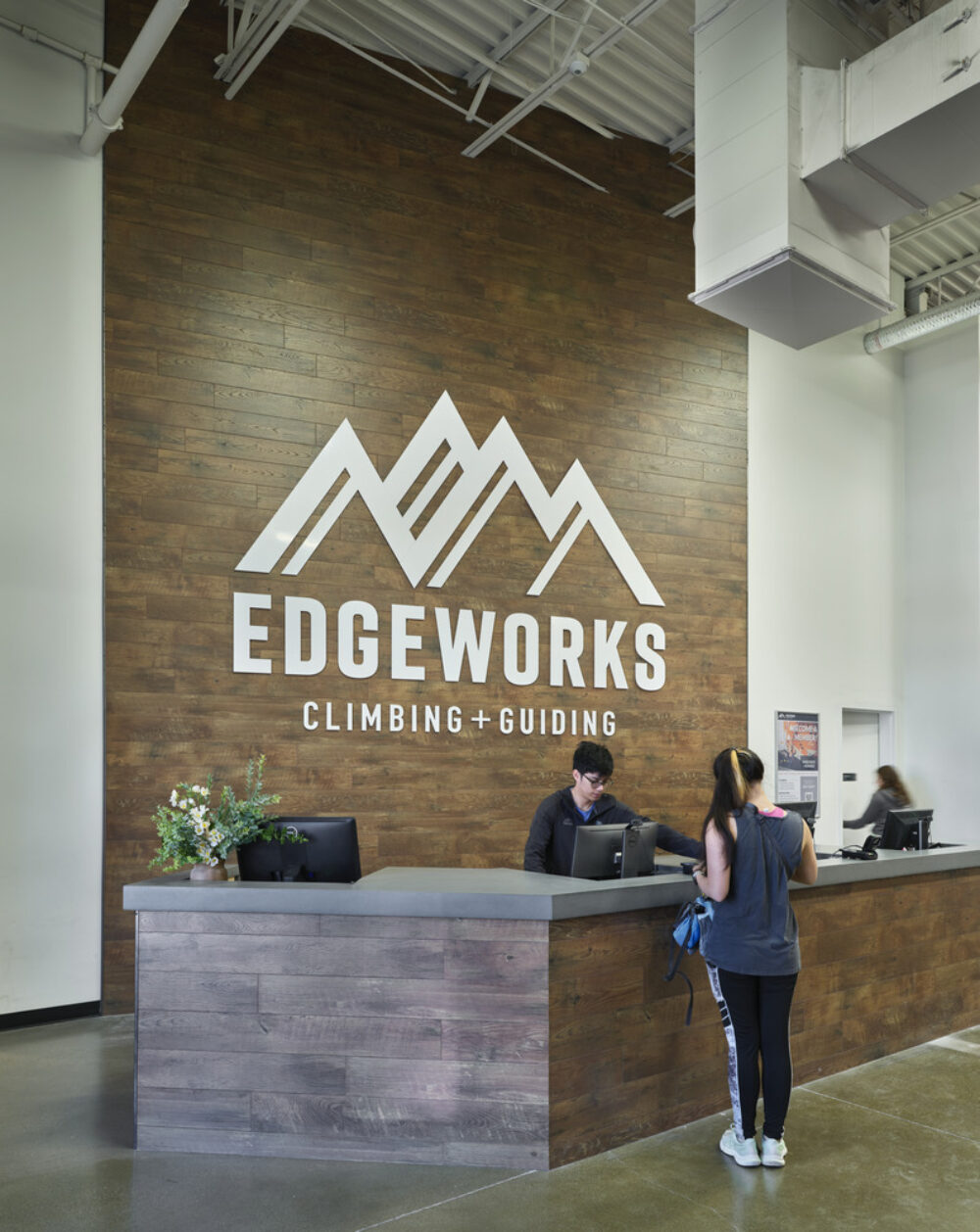 Edgeworks Climbing Gym Crossroads Mall OK 8