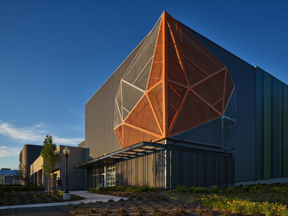 Edgeworks Climbing Gym Crossroads Mall OK 9