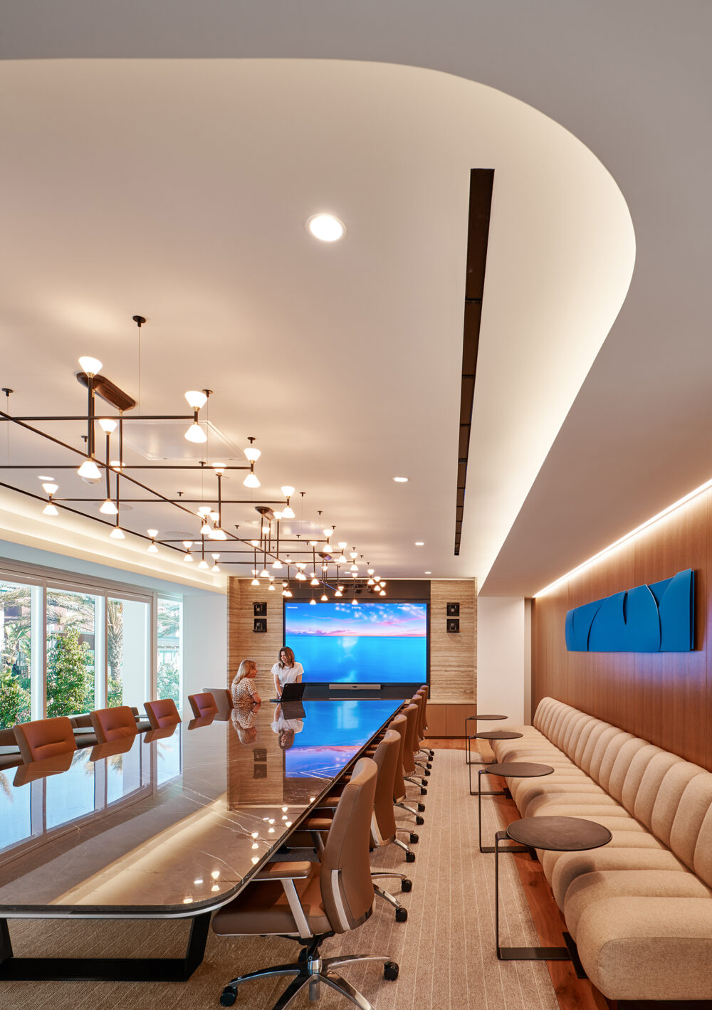 HIPLA Marlin Equity 230927 03 MUST Credit Gensler 5 web