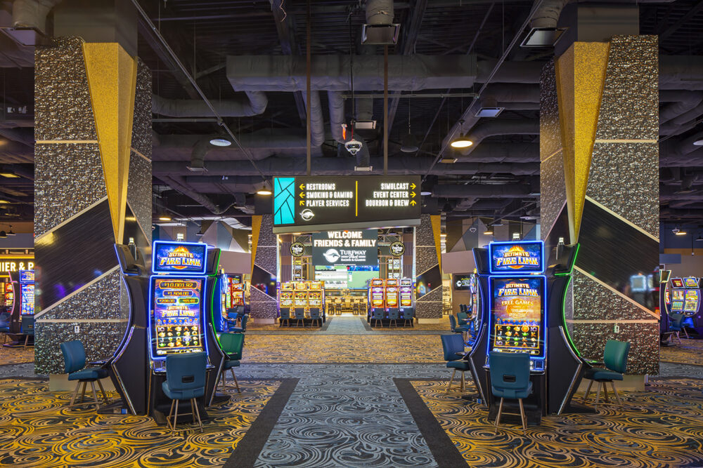 Turfway Park Casino MUST CREDIT Josh Beeman 7